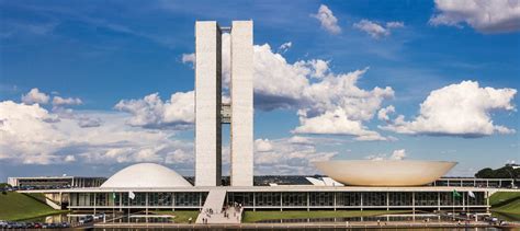 Brasilia Sightseeing: Modern Architecture and Political Hub