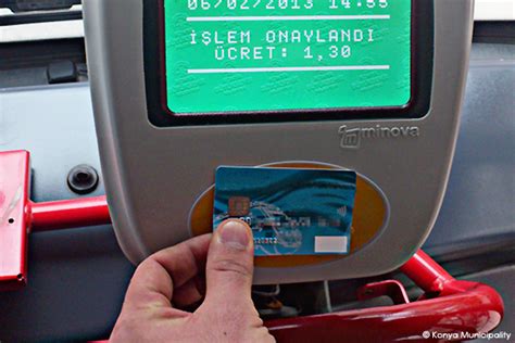 Can I pay cash on buses in Turkey?