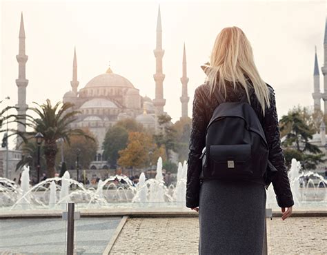 How should I dress in Istanbul in winter?