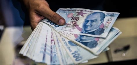 Where should I exchange money in Turkey?
