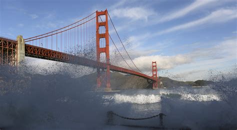 How Many Seconds Does It Take To Hit The Water From The Golden Gate Bridge?
