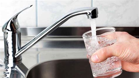 Is tap water drinkable in Istanbul?