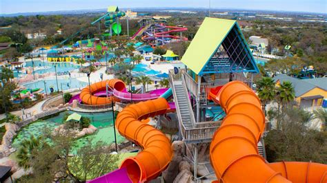 Which Is Better SeaWorld Or Aquatica?