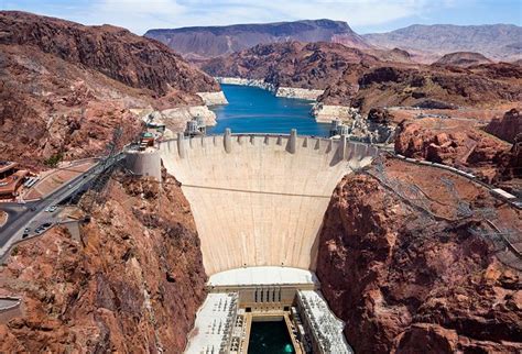 Where Is The Best Place To See The Hoover Dam?