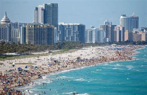 Why Is South Beach So Popular?